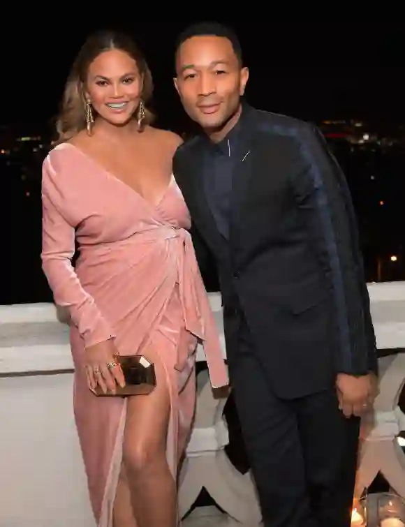 John Legend Chrissy Teigen Babybauch