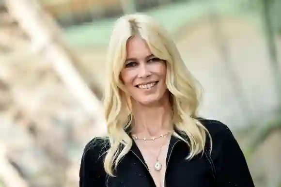 Model Claudia Schiffer bei der Haute Couture Paris Fashion Week am 4. Juli 2017