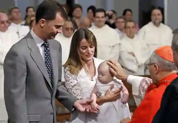 Prinz Felipe, Prinzessin Letizia und Tochter Sofia beim Gottesdienst mit Kardinal Rouco Varela am 19. September 2007