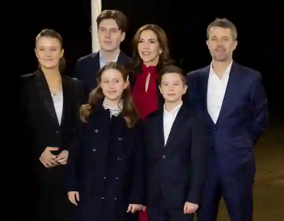 Dänische Königsfamilie mit Prinz Mary, Prinz Frederik, Prinz Christian und Prinz Isabella und Prinz Vincent and Prinz Josephine am 6. Februar 2022