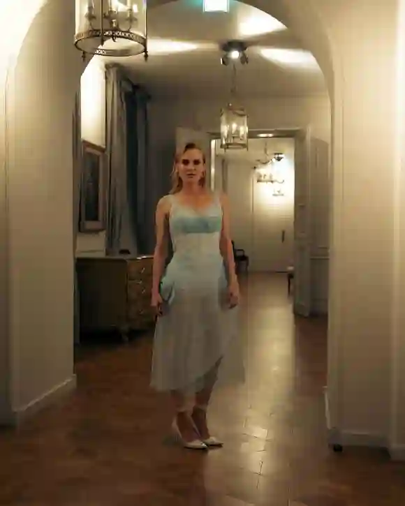 Diane Kruger im Transparent-Kleid