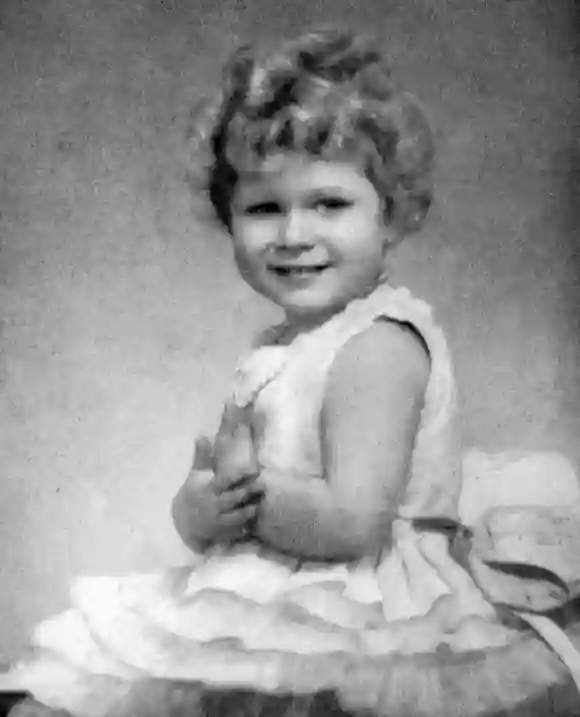 Königin Elisabeth II. als kleines Kind