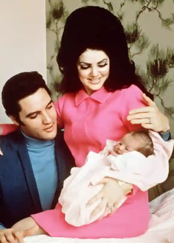 Elvis Presley, Priscilla Presley und Lisa Marie Presley 1968