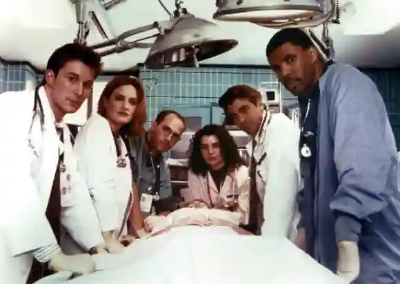 Emergency Room, Cast, 1994, George Clooney, Anthony Edwards, Noah Wyle, Sherry Stringfield, Eriq La Salle, Julianna Margulies