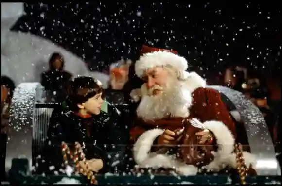 Eric Lloyd und Tim Allen in „Santa Clause“