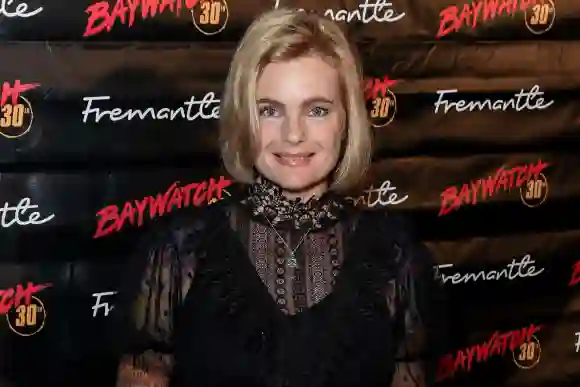 erika eleniak früher verwandlung