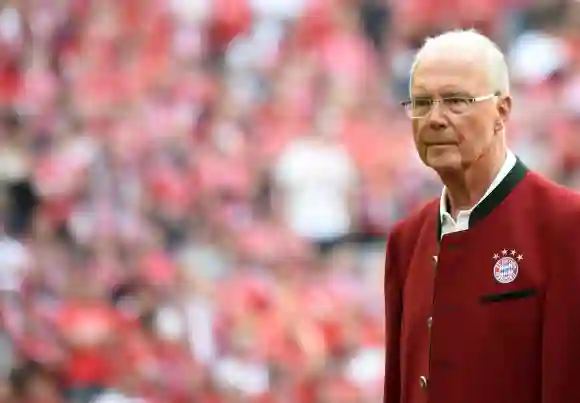 Franz Beckenbauer beim Bundesligaspiel des FC Bayern München 2018