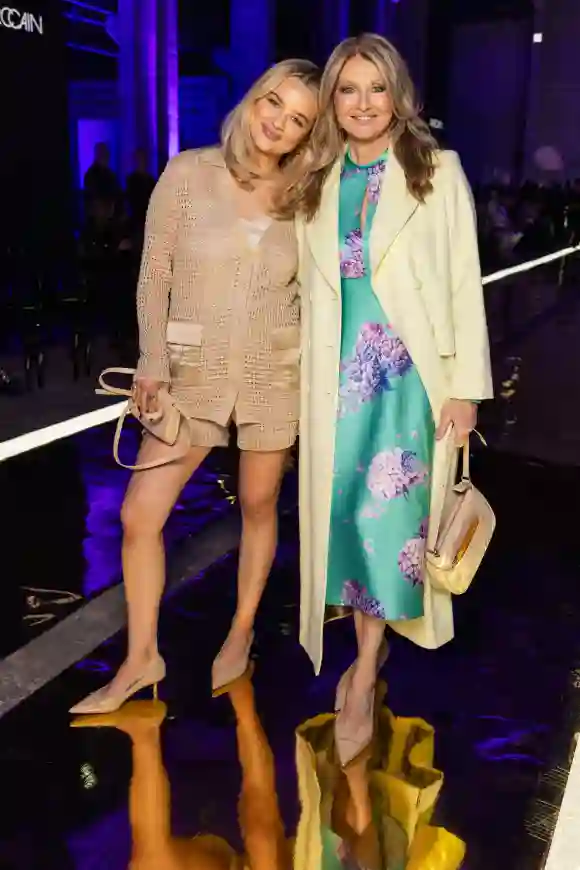 Nele Ludowig und Frauke Ludowig bei der Marc Cain Fashion Show