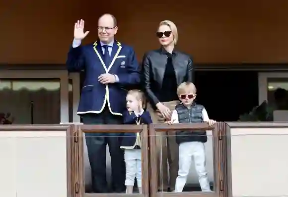 Prinzessin Gabriella klaut den Look von Papa Albert, während Prinz Jacques sich stylt wie Mama Charlene