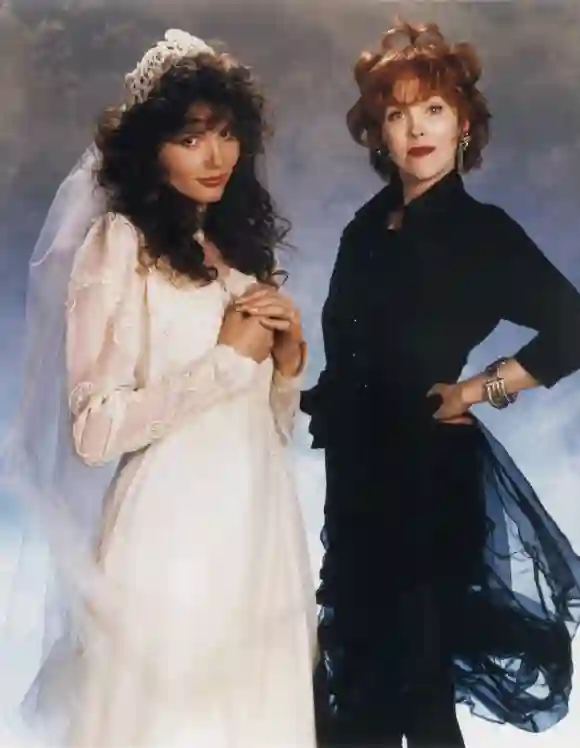 Geena Davis und Catherine O'Hara in "Beetlejuice"