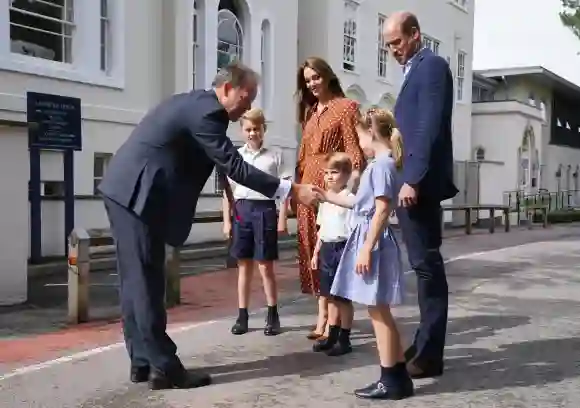 Prinz George, Prinzessin Charlotte, Prinz Louis, Herzogin Kate und Prinz William am 7. September 2022