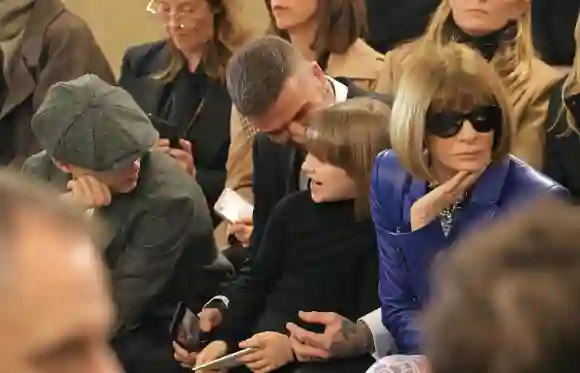 Harper Beckham ist Anna WIntours neues Lookalike