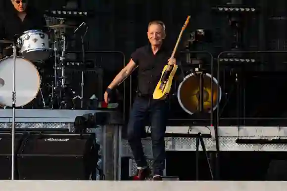 25. Juli 2023, Monza, Italien: Bruce Springsteen tritt live im Autodromo di Monza auf. Monza Italien - ZUMAs197 20230725_zaa_