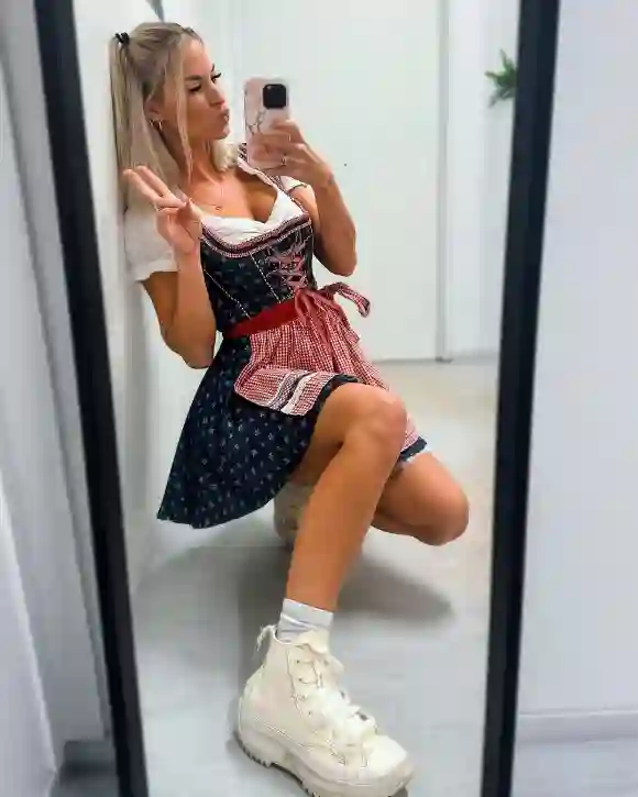 Isi Glück dirndl