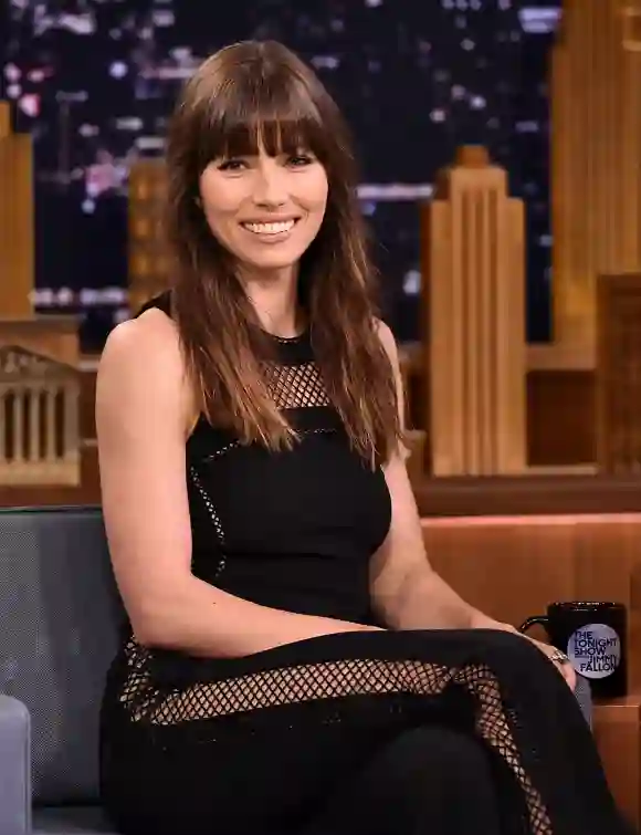 Jessica Biel Pony