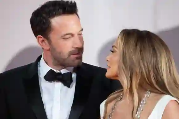 Jennifer Lopez und Ben Affleck Hochzeit Paar Hollywood