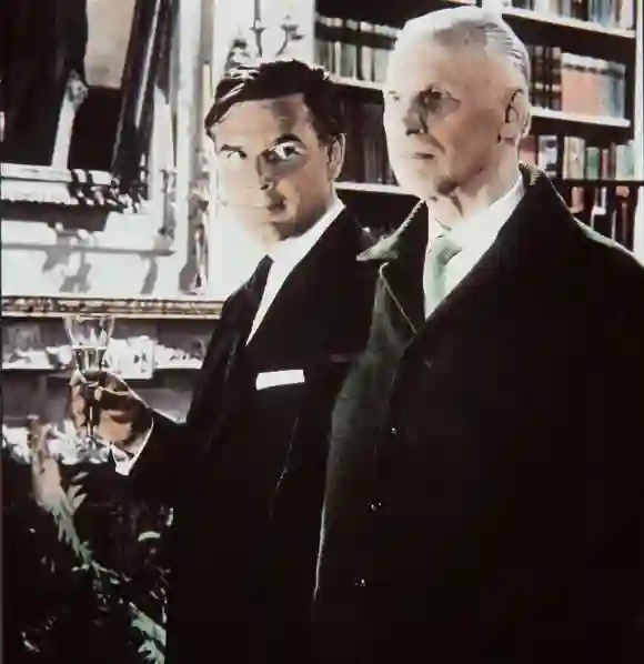 Joachim Fuchsberger und Fritz Rasp in „Die Bande des Schreckens“ Edgar Wallace