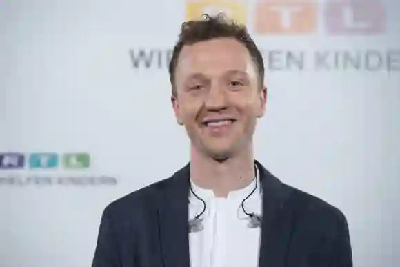 joris masked singer