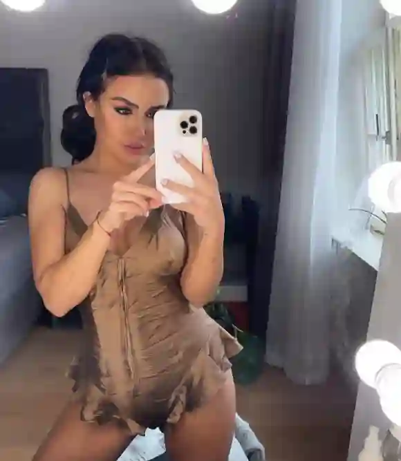 Kim Gloss Selfie auf Instagram