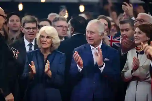 Königin Camilla und König Charles III. in Hamburg