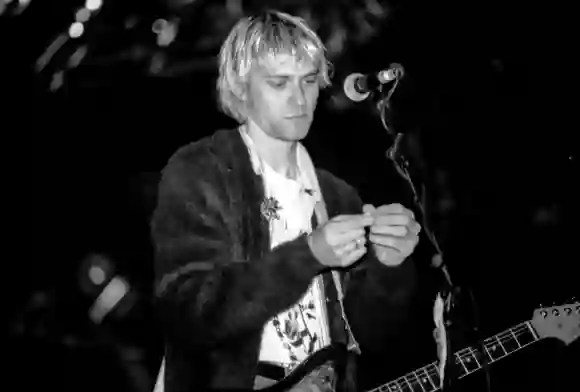 Kurt Cobain bei einem Festival zwischen 1987 und 1994