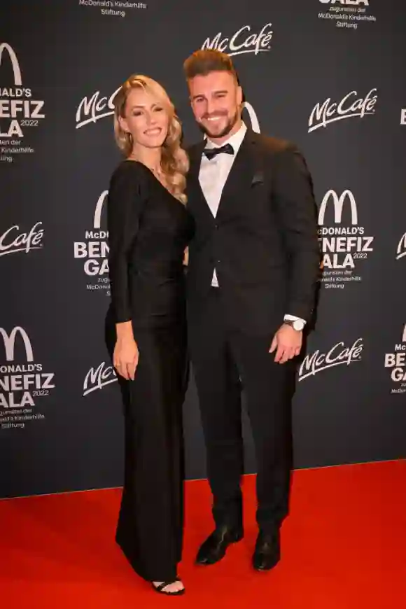 Laura Papendick und Alexander Hindersmann sind ein Paar