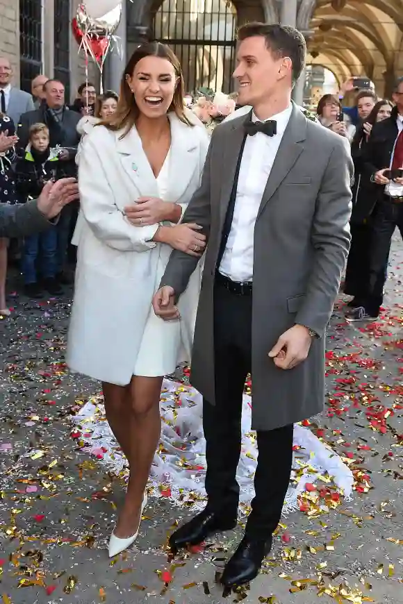 Laura Wontorra und Simon Zoller bei der Hochzeit im Jahr 2016