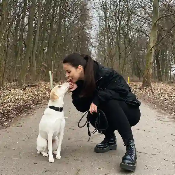 Lena Meyer-Landrut und Hündin Kiwi