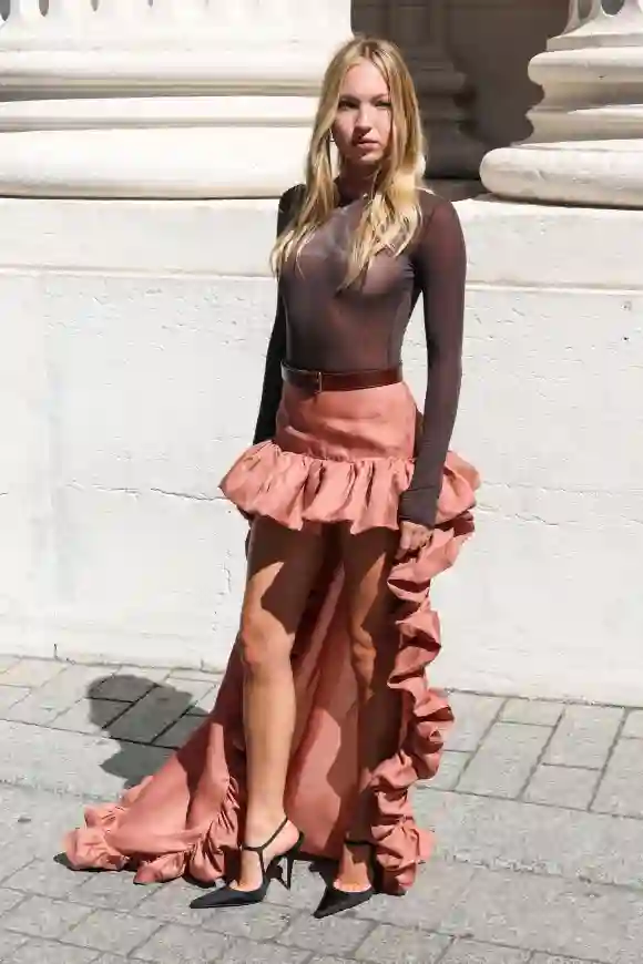 lila moss heiß freizügig transparent look