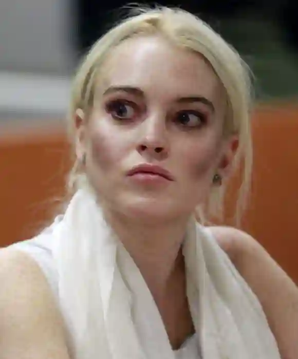 Lindsay Lohan beim Prozess 2011 im Gerichtssaal