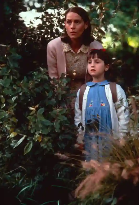 Embeth Davidtz und Mara Wilson in „Matilda“