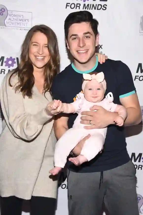 Maria Cahill und David Henrie bei dem The Women's Alzheimer's Movement am 2. November 2019 in Los Angeles, Kalifornien.