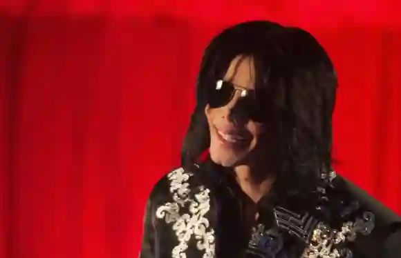 Michael Jackson bei einer Pressekonferenz in der O2 Arena in London am 5. März 2009