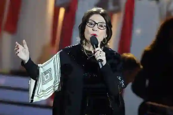 Nana Mouskouri