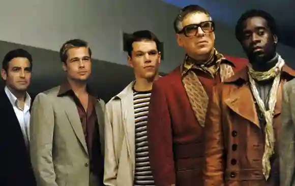 George Clooney, Brad Pitt, Matt Damon, Elliott Gould, Don Cheadle oceans's eleven