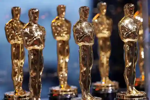 Oscars Oscar Statue