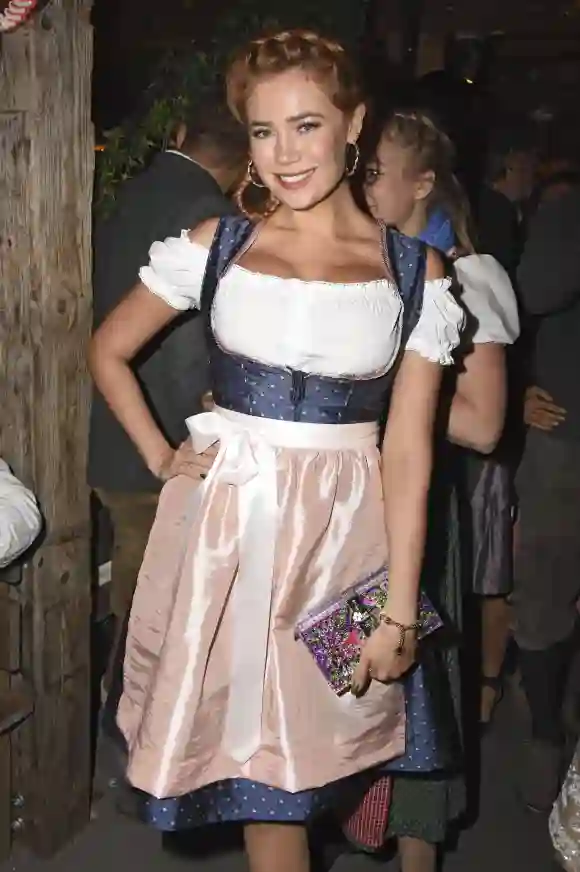 Palina Rojinski mit Flechtfrisur auf dem Oktoberfest 2017