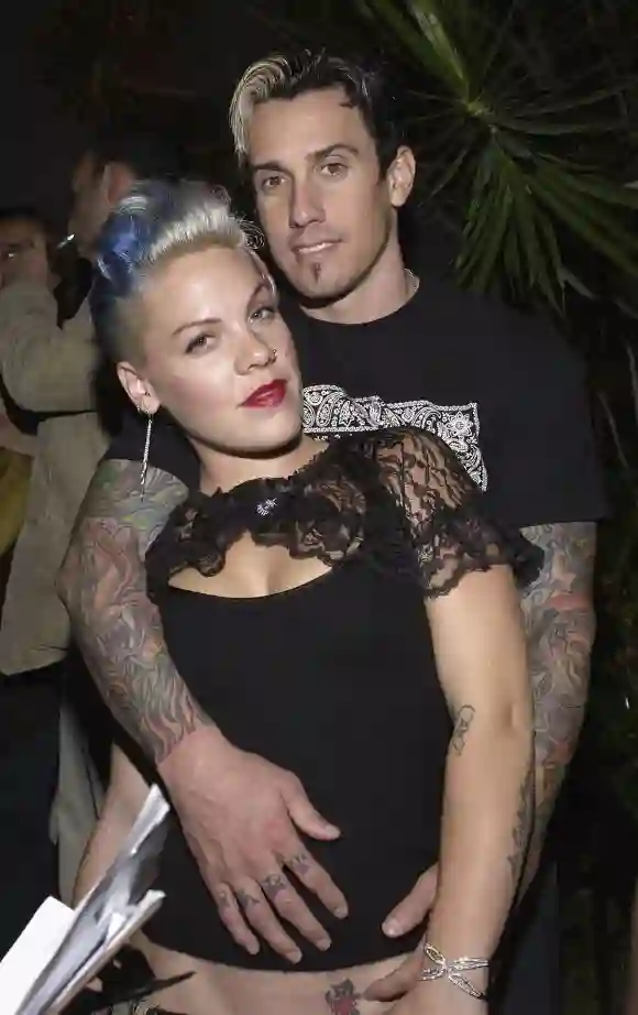 Pink und Carey Hart besuchen die Lions Gate International AFM Cocktail Party 2005