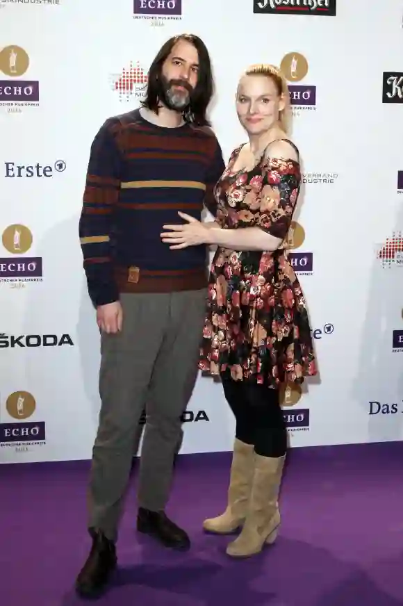 Pola Roy und Judith Holofernes bei der Echo-Verleihung 2014