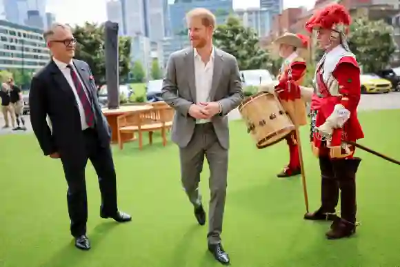 Prinz Harry ist am 7. Mai in London angekommen