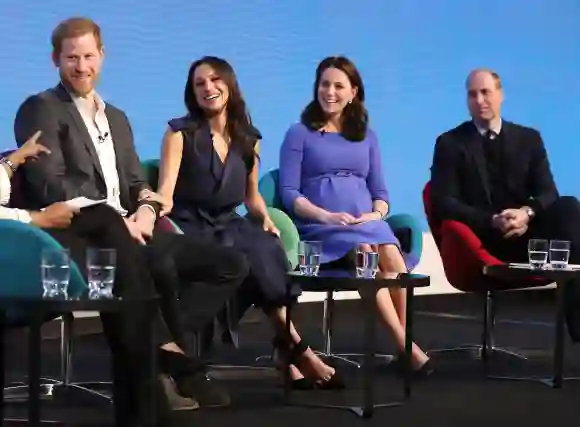 Prinz Harry, Meghan Markle, Herzogin Kate und Prinz William im Februar 2018 beim Royal Foundation Forum in London