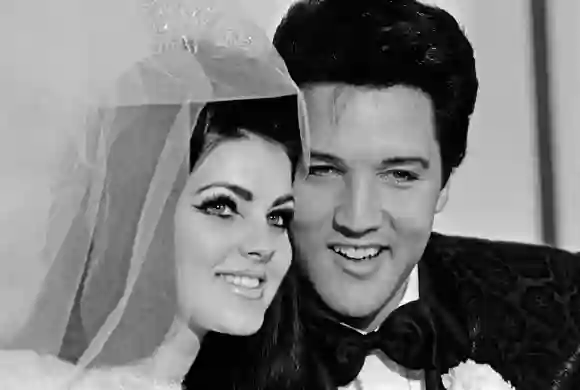 Priscilla Presley und Elvis Presley an ihrem Hochzeitstag