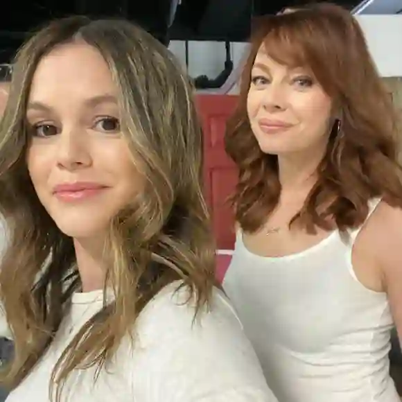 Rachel Bilson und Melinda Clarke