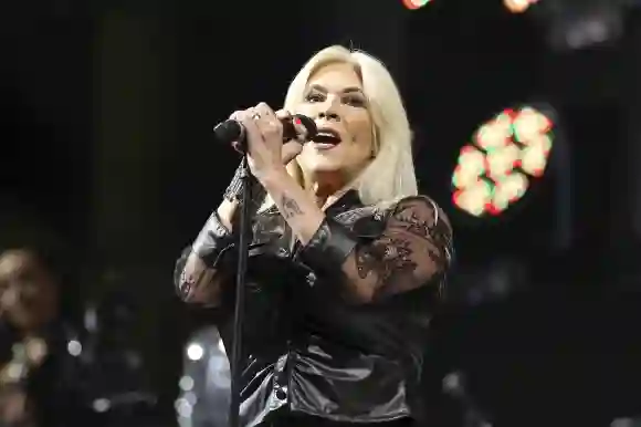 samantha fox