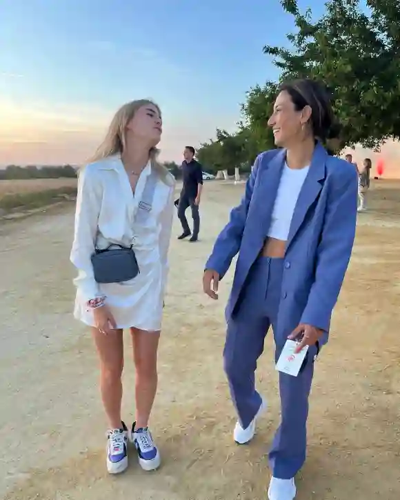 Lou Schaaf und Sara Doorsoun auf Instagram