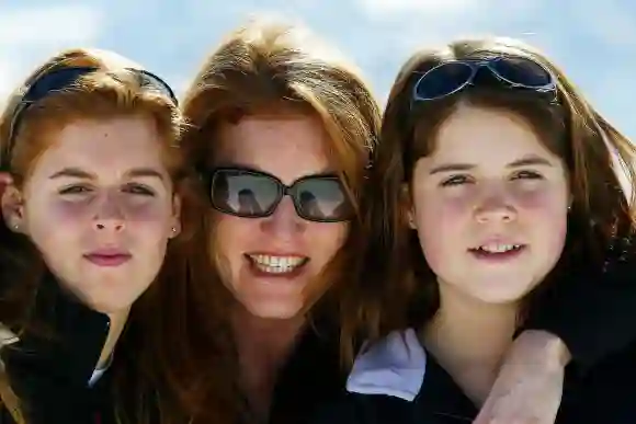 Prinzessin Beatrice, Sarah Ferguson und Prinzessin Eugenie