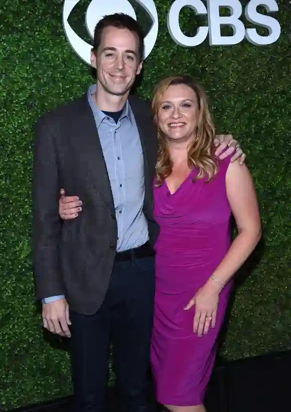 Sean Murray mit seiner Ehefrau Carrie James