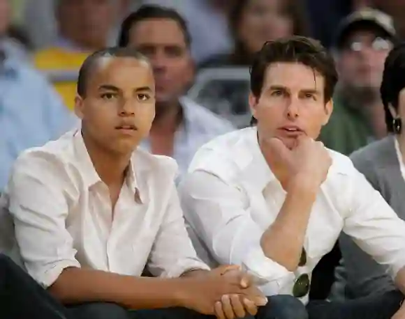 Tom Cruise und Connor Cruise bei Basketball-Spiel der L.A. Lakers 2009