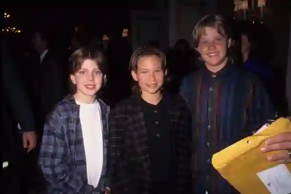 Taran Noah Smith, Jonathan Taylor Thomas und Zachery Ty Bryan bei einer Pressetour für „Hör mal, wer da hämmert“ 1995