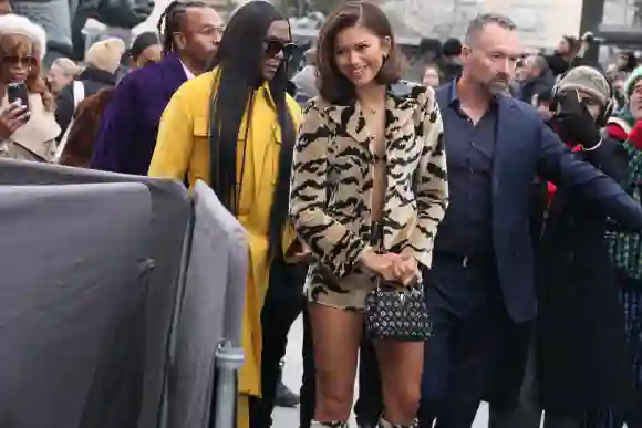 Zendaya auf der Paris Fashion Week
